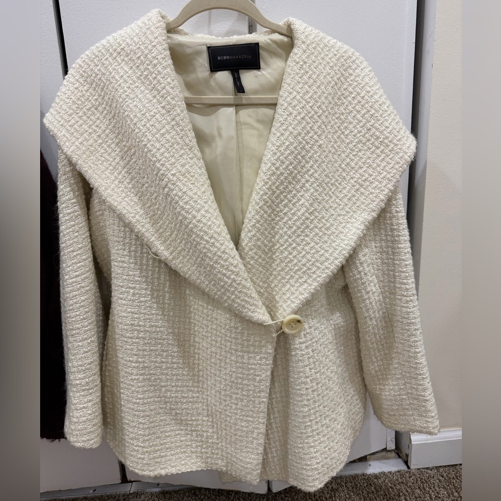 BCBG Maxazria Women's Cream Textured Hooded jacket